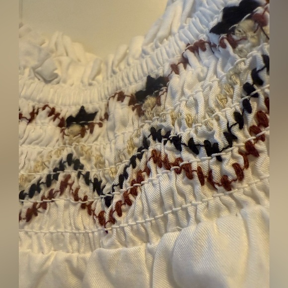 Old Navy White Smocked Ruffled Blouse NWT Large off the shoulder boho bohemian - Picture 6 of 8